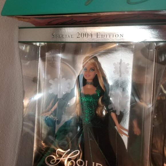 Barbie Doll Special 2004 Edition in Box - Picture 8 of 8